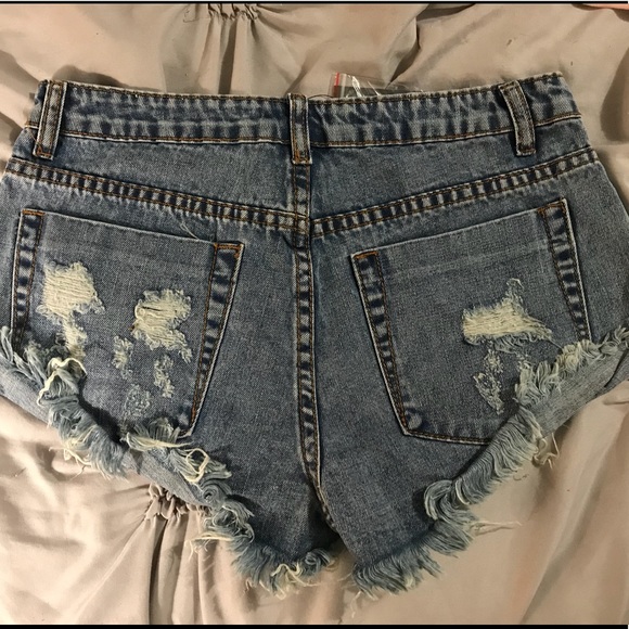 Jean shorts forever 21 - Picture 3 of 3